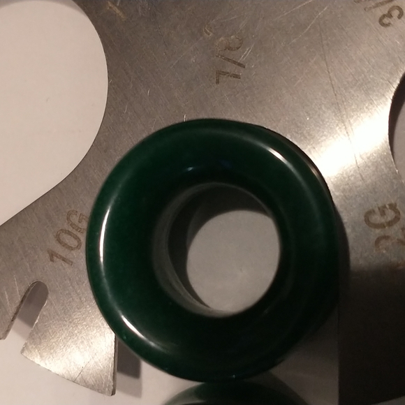 7/8 inch jade stone tunnels - Picture 2 of 3